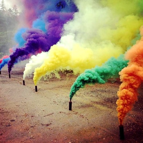 دود رنگی مدل زمینی SMOKE