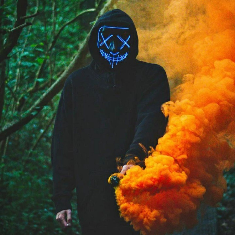 دود رنگی مدل زمینی SMOKE
